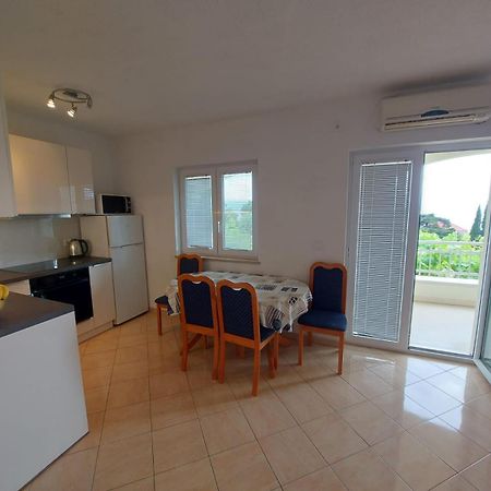 Apartments Gojevic Bol Exterior photo